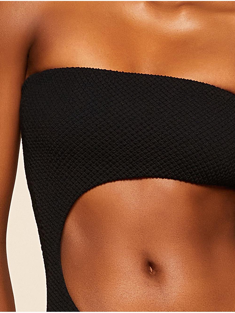 Cia Marítima — Maiô Cut Out Lisos Hermosa
