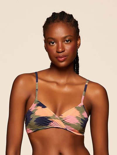 CM_DELTORO_14676-14680-282_4172 CM_DELTORO_14676-14680-282_4172