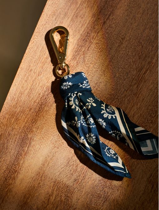 Adobe-Express---file---2025-11-13T142857.580